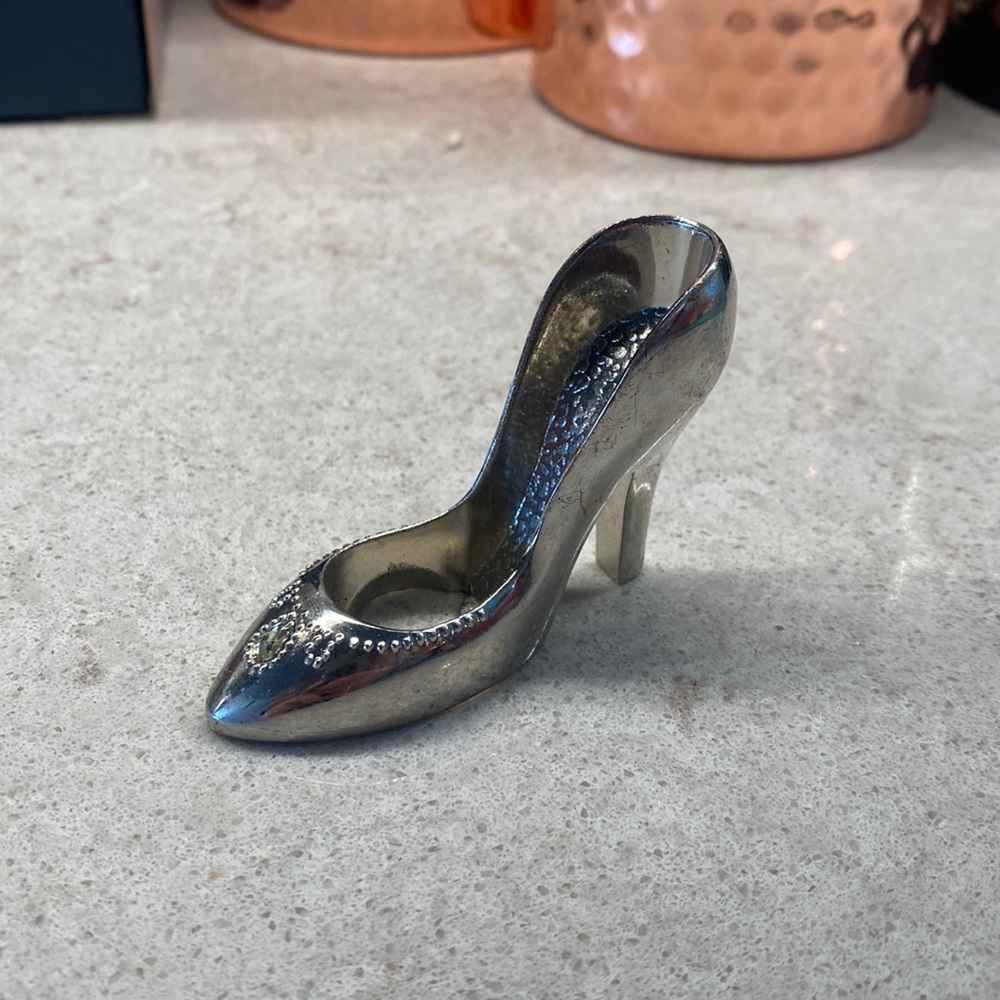 Cinderella’s slipper 🩰 silver with gem Disney beer opener - used